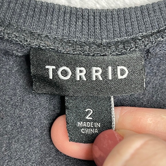 Torrid Celestial Cozy Fleece Crew Neck Sweatshirt Womens Plus Size 2X Charcoal - Picture 3 of 8
